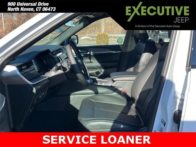 new 2025 Jeep Grand Cherokee car, priced at $46,057