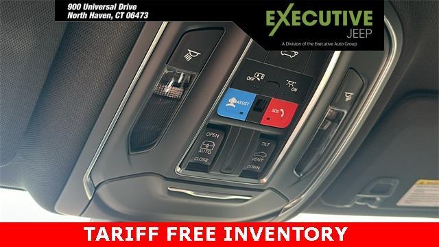 new 2025 Jeep Grand Cherokee car, priced at $45,762