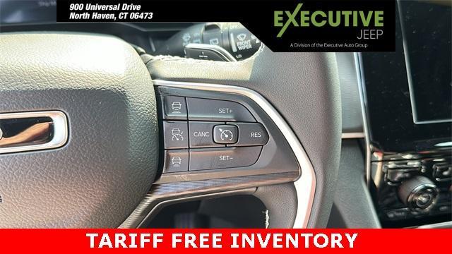 new 2025 Jeep Grand Cherokee car, priced at $45,762