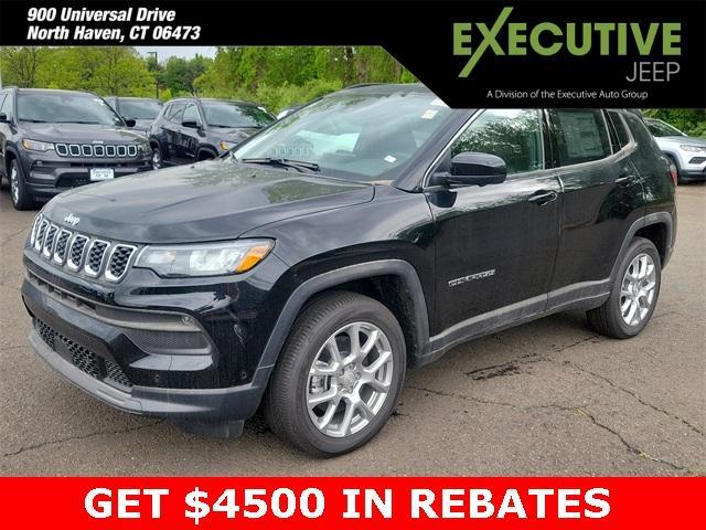 new 2024 Jeep Compass car, priced at $30,999