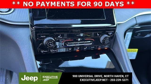 new 2025 Jeep Grand Cherokee car, priced at $42,295