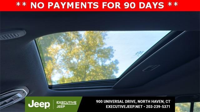 new 2025 Jeep Grand Cherokee car, priced at $42,295