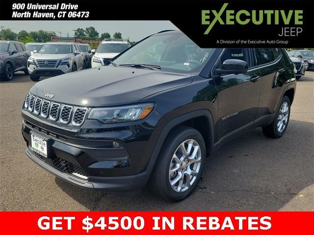 new 2024 Jeep Compass car, priced at $30,999