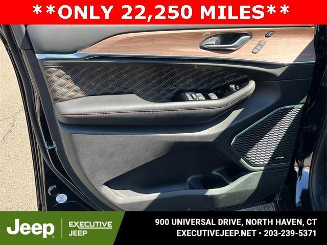 used 2023 Jeep Grand Cherokee car, priced at $43,747