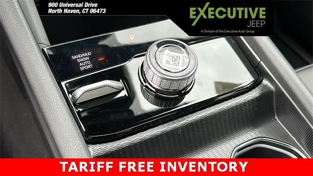 new 2025 Jeep Grand Cherokee car, priced at $50,009