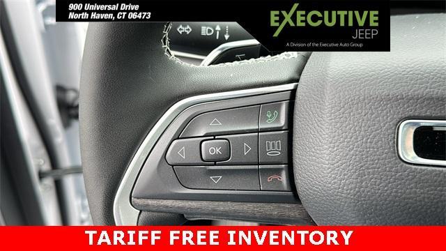 new 2025 Jeep Grand Cherokee car, priced at $50,009