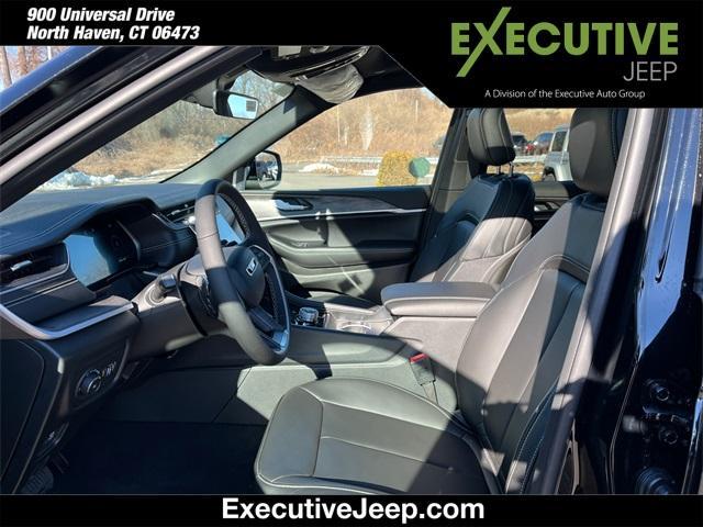 new 2025 Jeep Grand Cherokee car, priced at $45,307