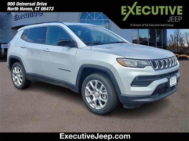 new 2024 Jeep Compass car, priced at $37,799