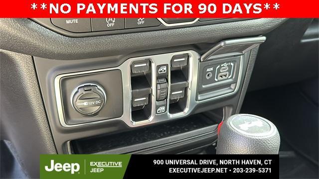 new 2025 Jeep Wrangler car, priced at $47,283