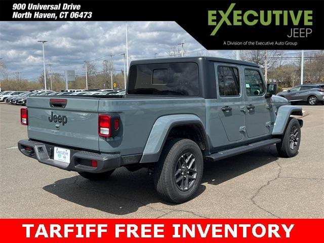 new 2025 Jeep Gladiator car, priced at $46,481