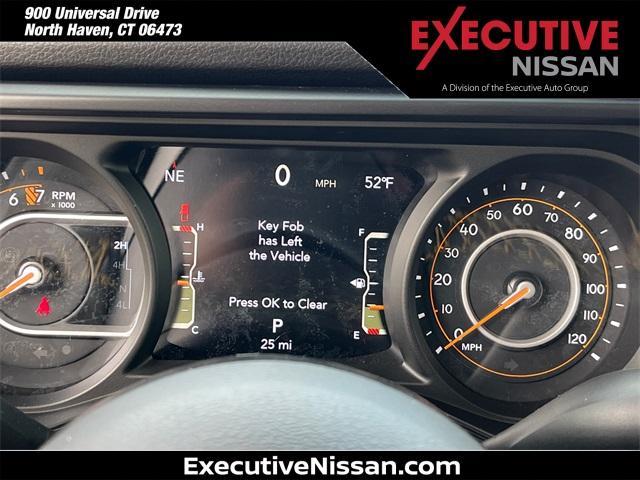 new 2025 Jeep Gladiator car, priced at $43,231