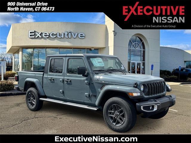 new 2025 Jeep Gladiator car, priced at $43,231