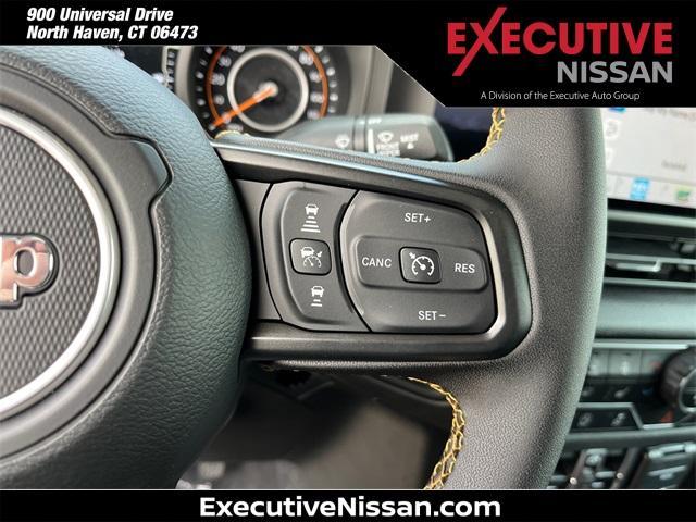 new 2025 Jeep Gladiator car, priced at $43,231