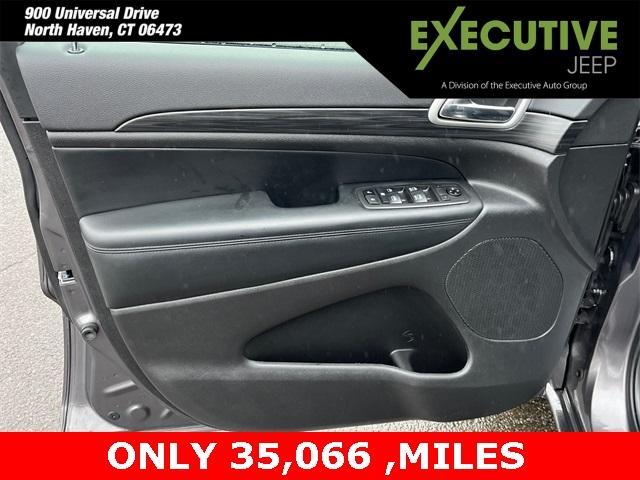 used 2021 Jeep Grand Cherokee car, priced at $28,553