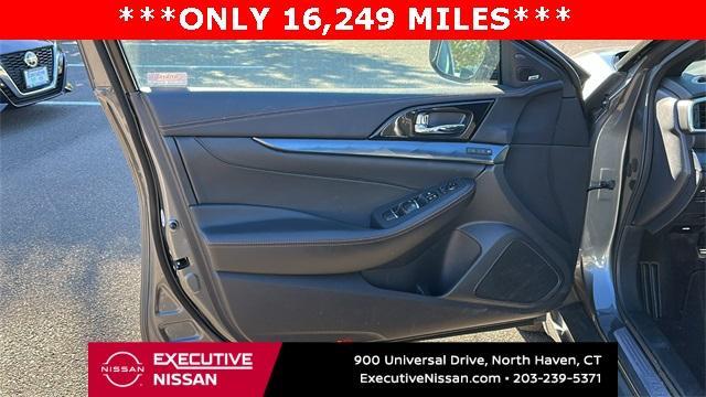 used 2023 Nissan Maxima car, priced at $30,997