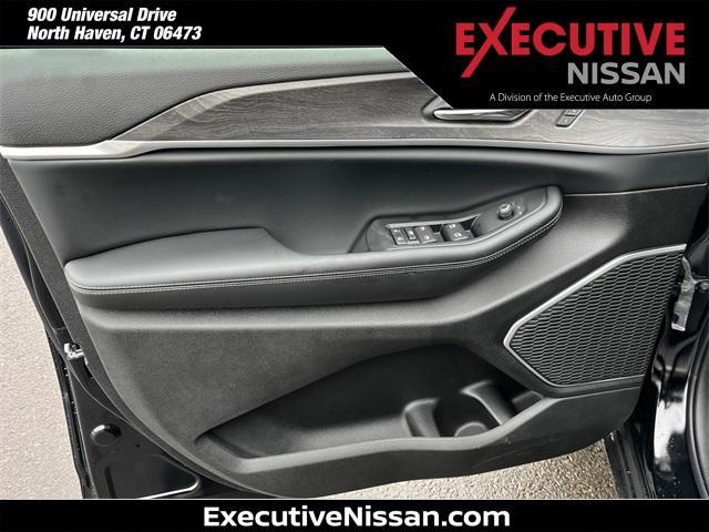 new 2025 Jeep Grand Cherokee car, priced at $48,935