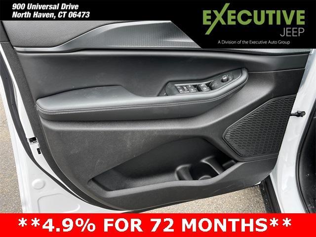 new 2025 Jeep Grand Cherokee car, priced at $32,826