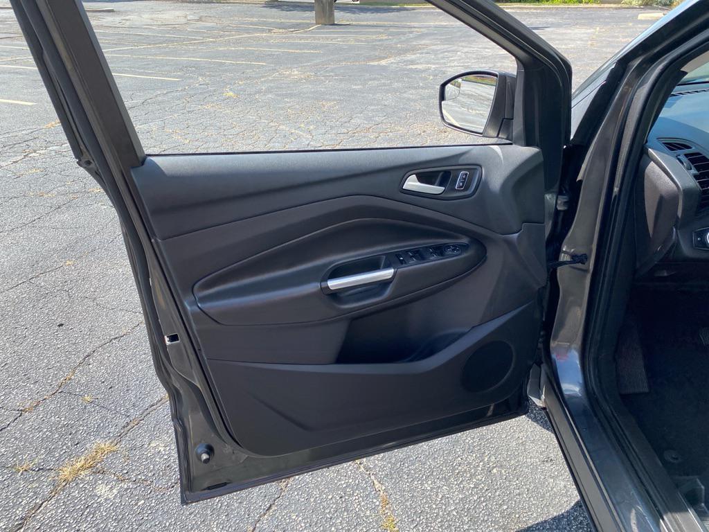 used 2016 Ford Escape car, priced at $7,995