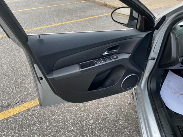 used 2015 Chevrolet Cruze car, priced at $9,495