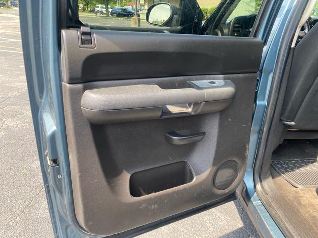used 2012 Chevrolet Silverado 2500 car, priced at $14,995