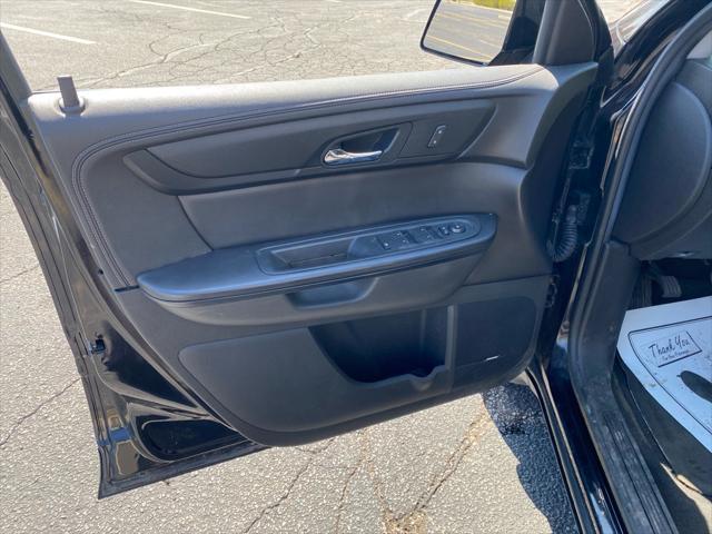 used 2016 Chevrolet Traverse car, priced at $10,995