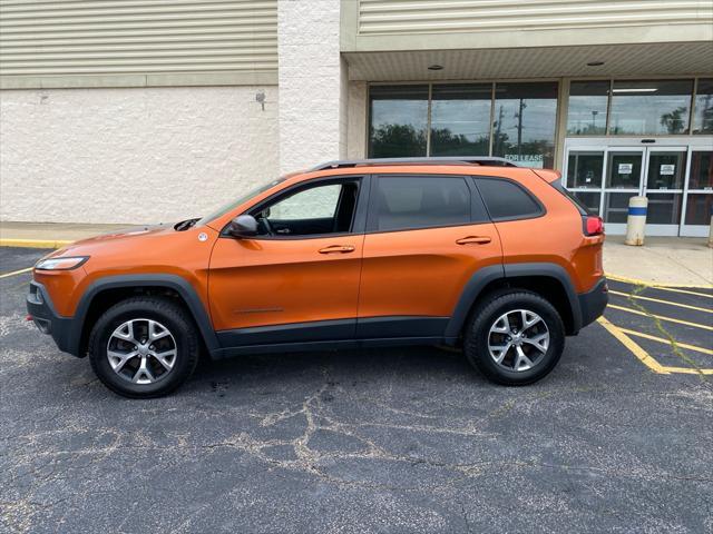 used 2015 Jeep Cherokee car, priced at $10,995