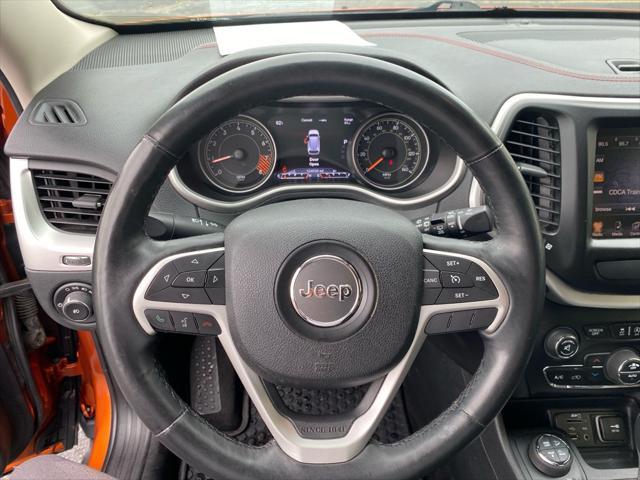 used 2015 Jeep Cherokee car, priced at $10,995
