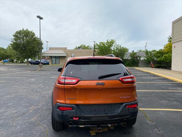 used 2015 Jeep Cherokee car, priced at $10,995