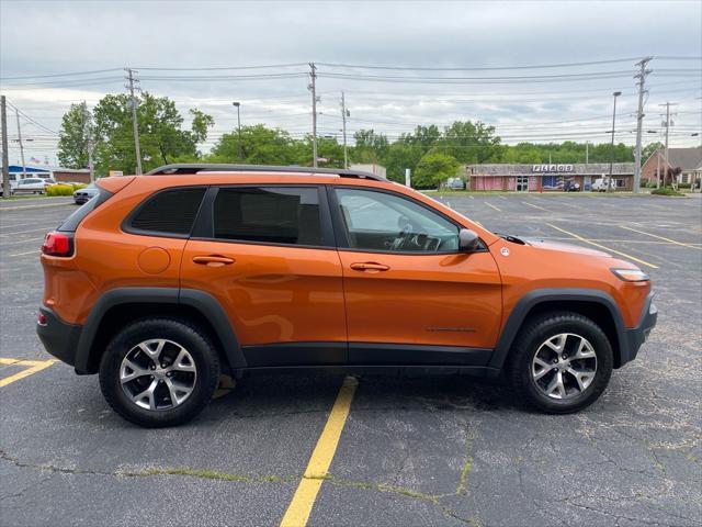 used 2015 Jeep Cherokee car, priced at $10,995