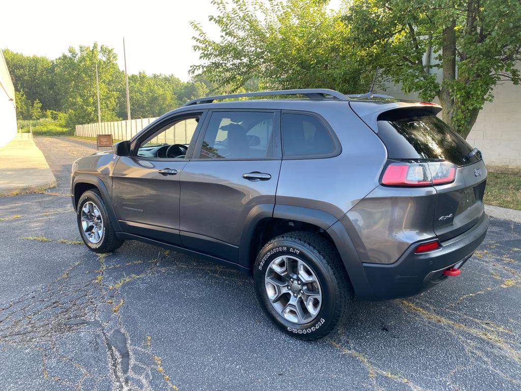 used 2019 Jeep Cherokee car, priced at $17,995