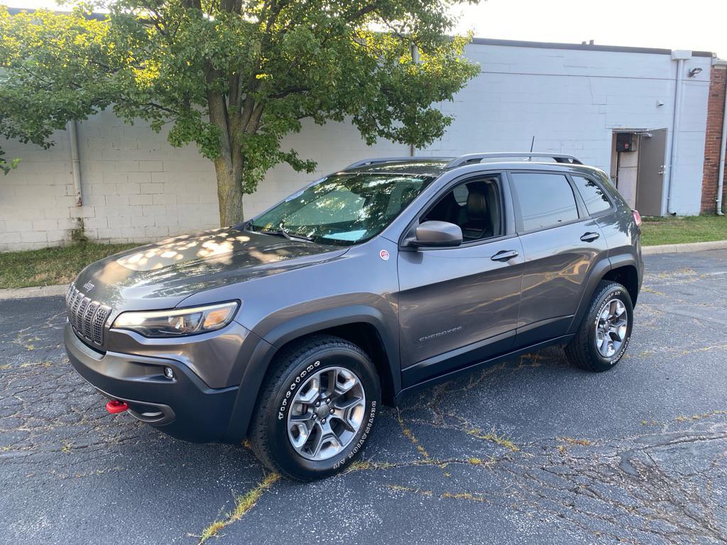 used 2019 Jeep Cherokee car, priced at $17,995