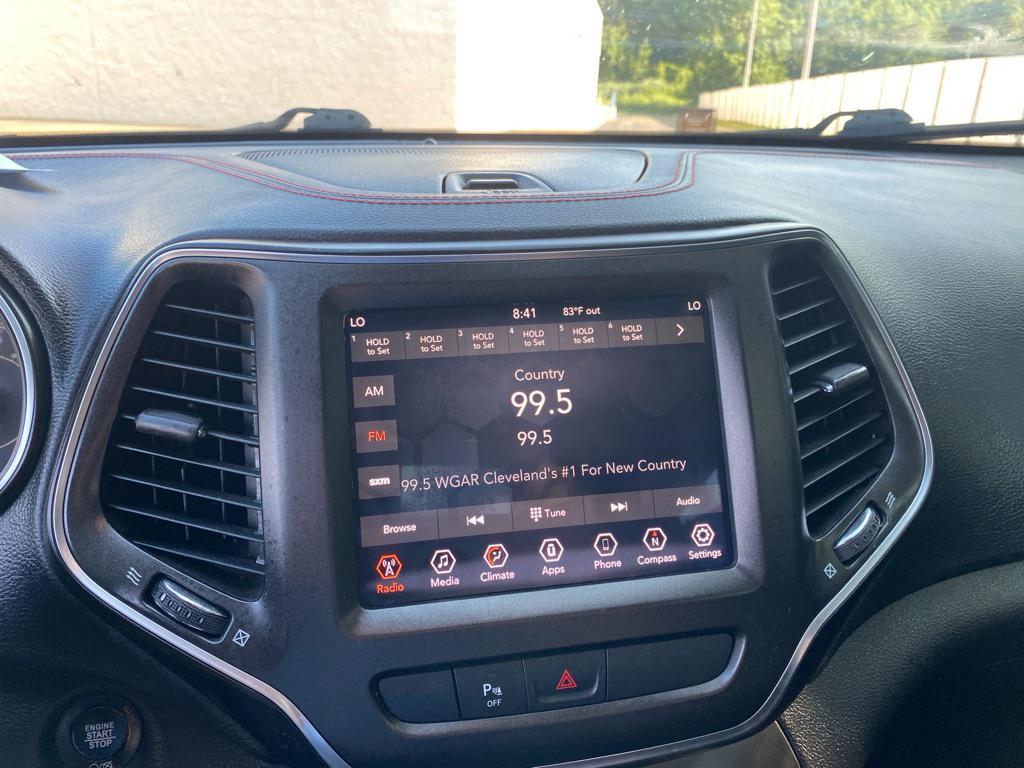 used 2019 Jeep Cherokee car, priced at $17,995