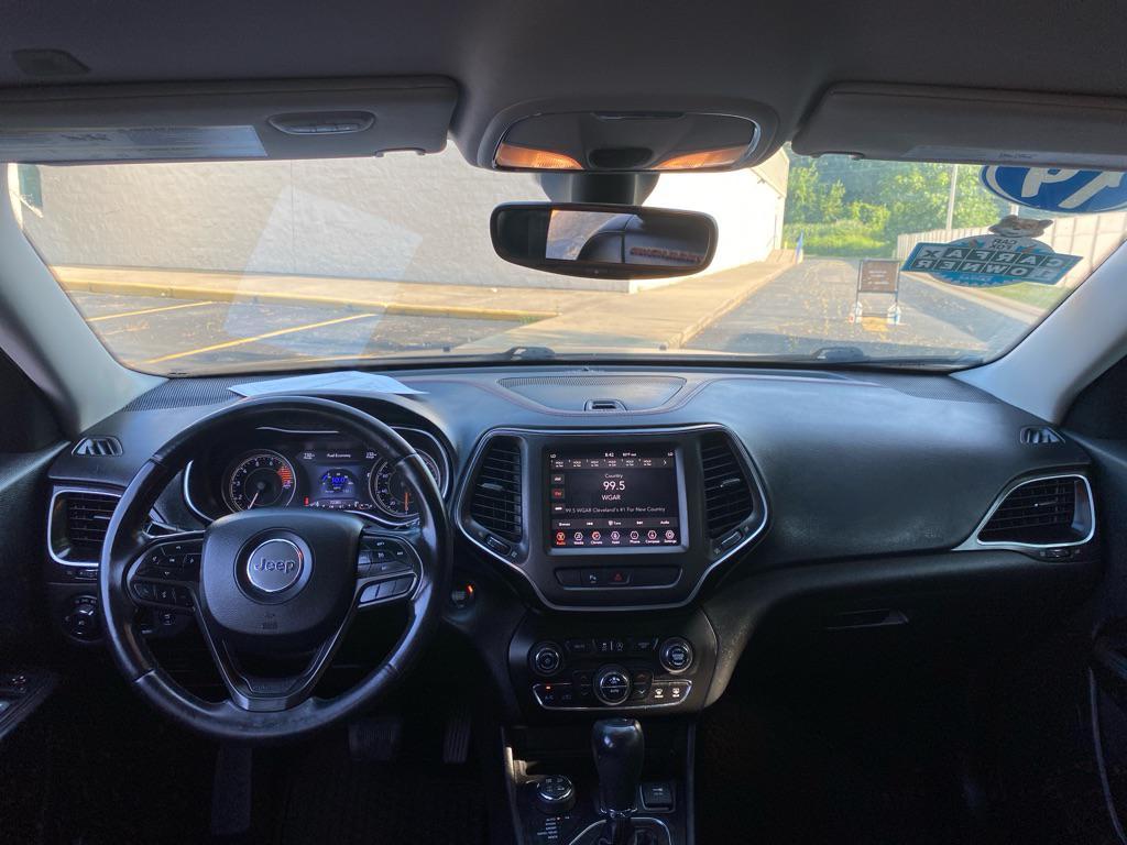 used 2019 Jeep Cherokee car, priced at $17,995