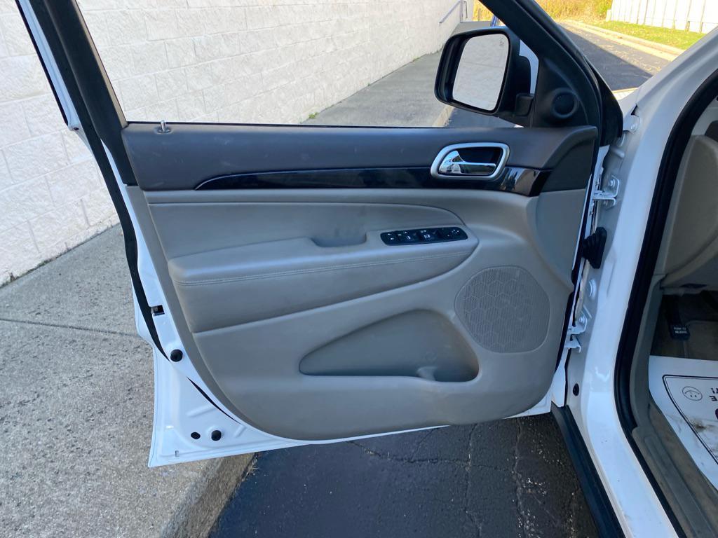 used 2013 Jeep Grand Cherokee car, priced at $10,995
