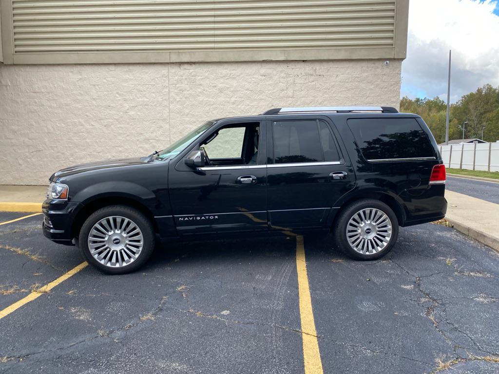 used 2016 Lincoln Navigator car, priced at $17,995