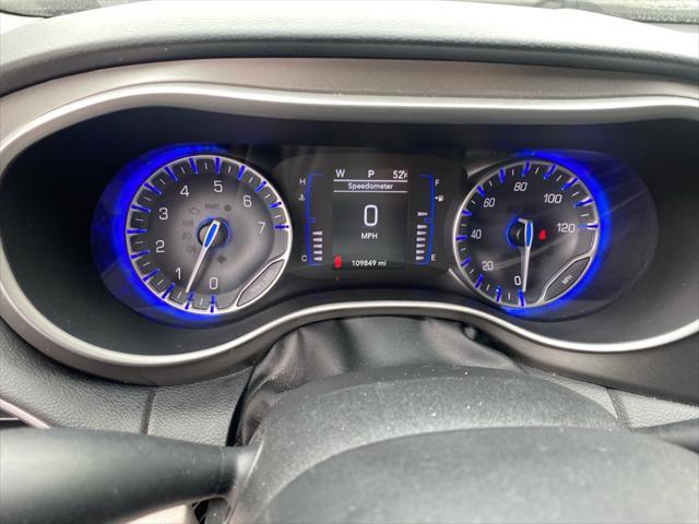 used 2020 Chrysler Pacifica car, priced at $15,995
