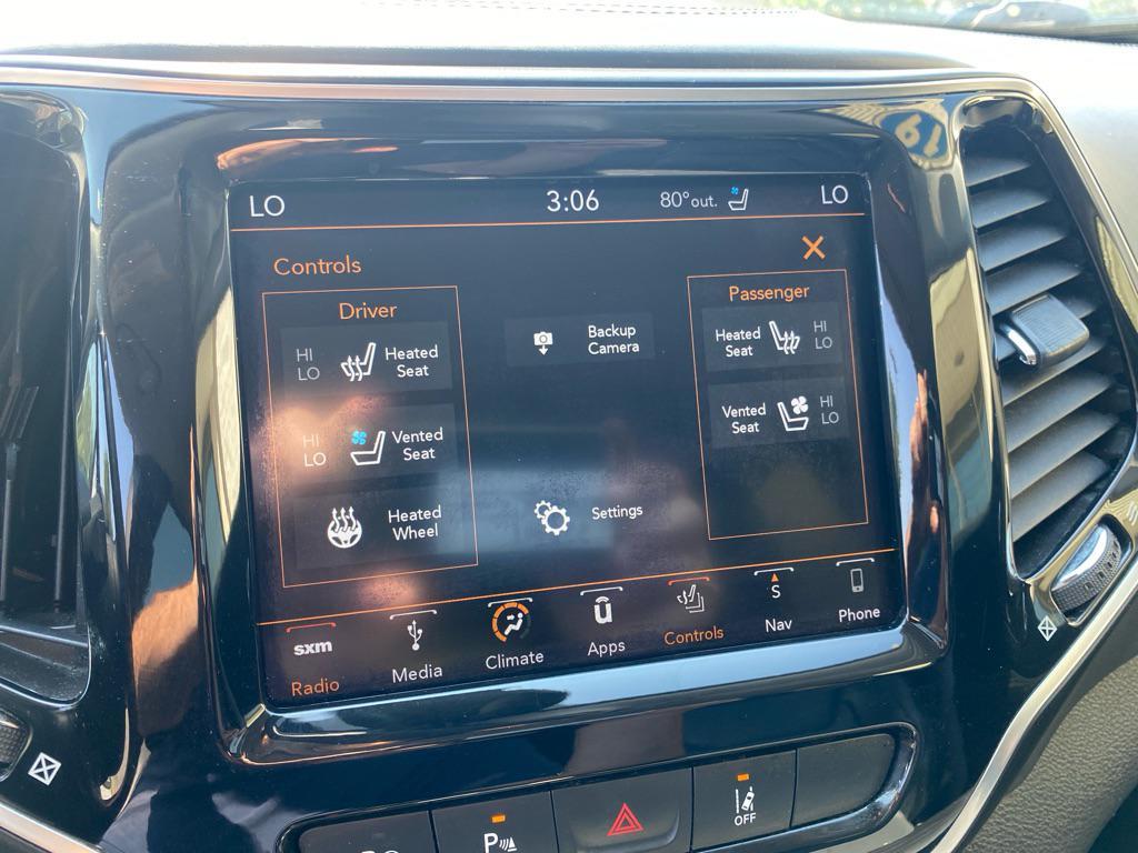 used 2019 Jeep Cherokee car, priced at $13,995