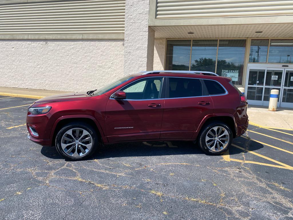 used 2019 Jeep Cherokee car, priced at $13,995