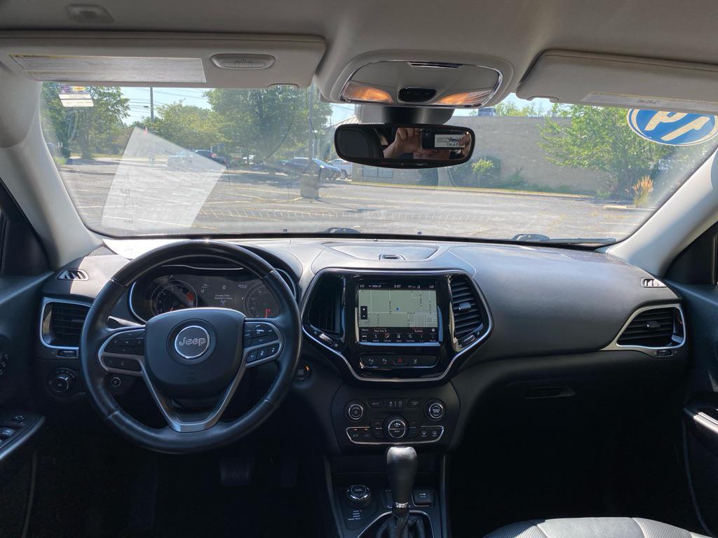 used 2019 Jeep Cherokee car, priced at $13,995