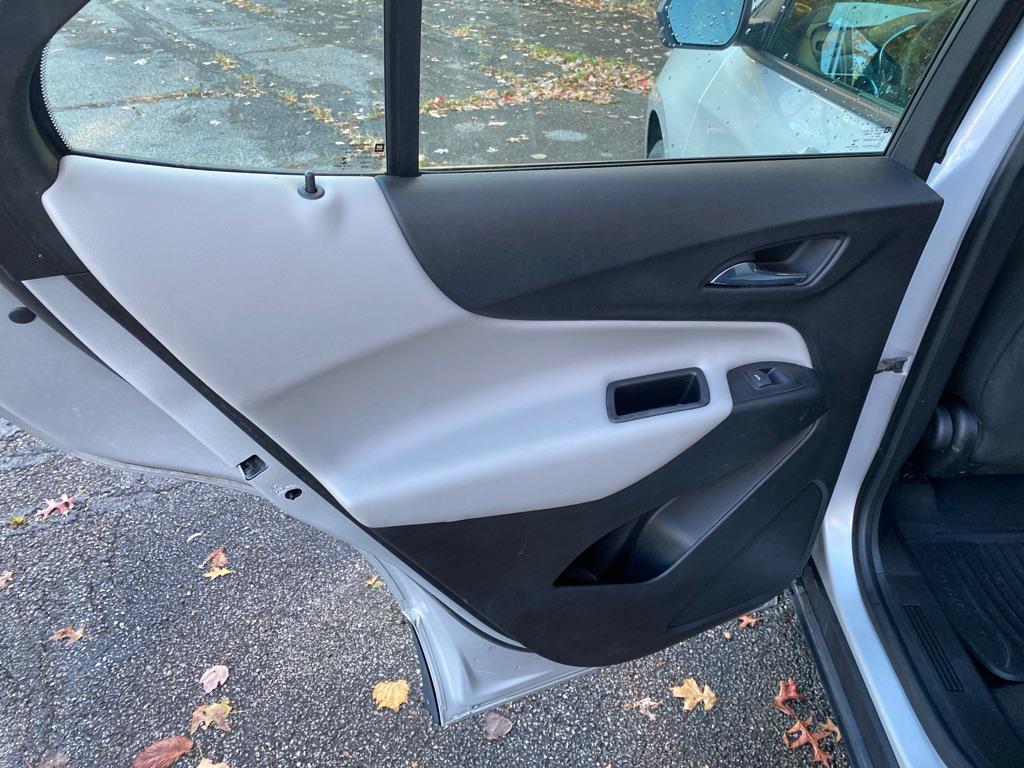 used 2018 Chevrolet Equinox car, priced at $10,995