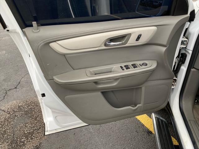 used 2016 Chevrolet Traverse car, priced at $13,495
