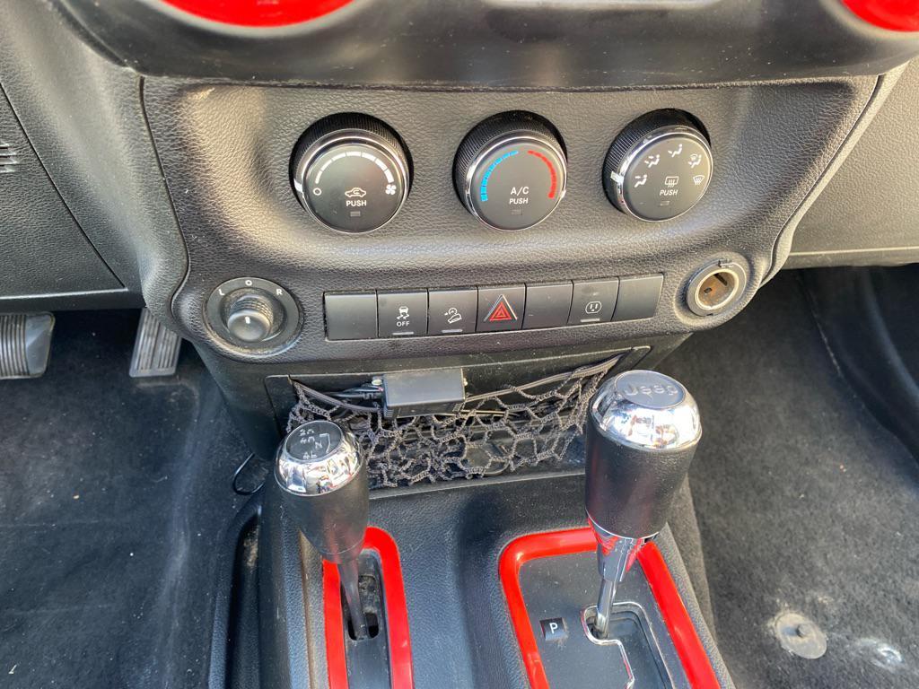 used 2015 Jeep Wrangler Unlimited car, priced at $15,995