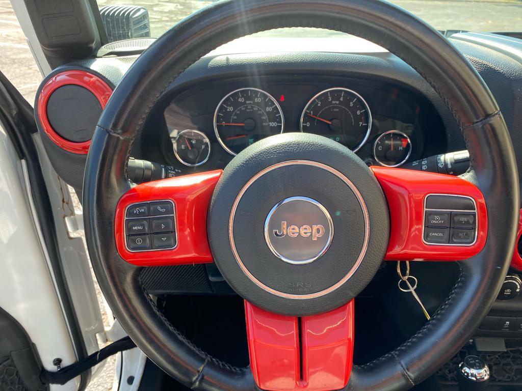 used 2015 Jeep Wrangler Unlimited car, priced at $15,995
