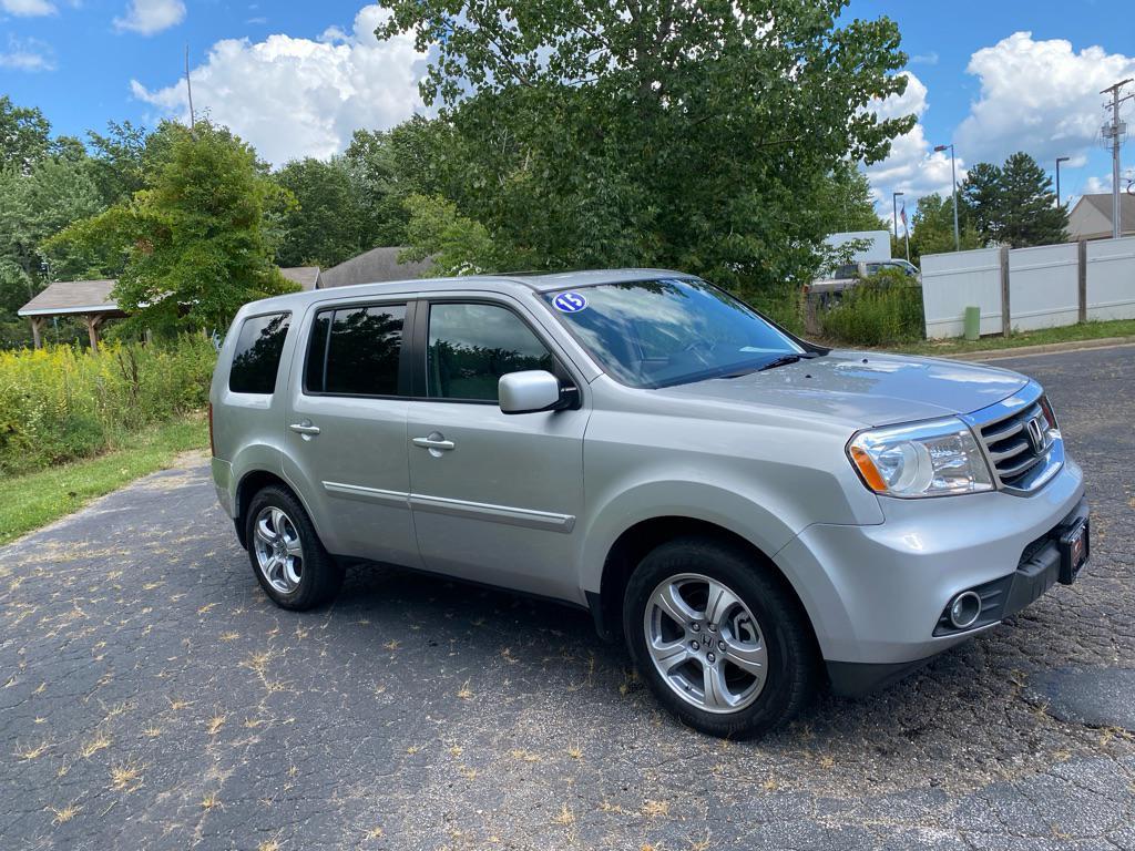 used 2015 Honda Pilot car, priced at $13,995