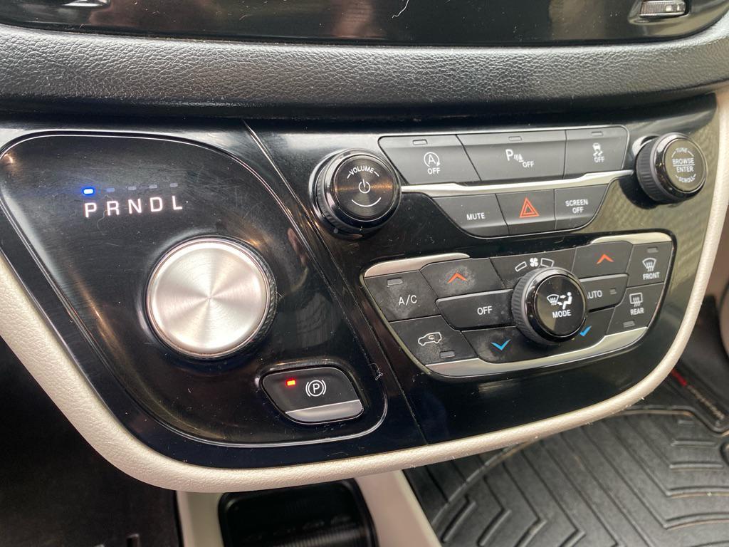 used 2019 Chrysler Pacifica car, priced at $11,995