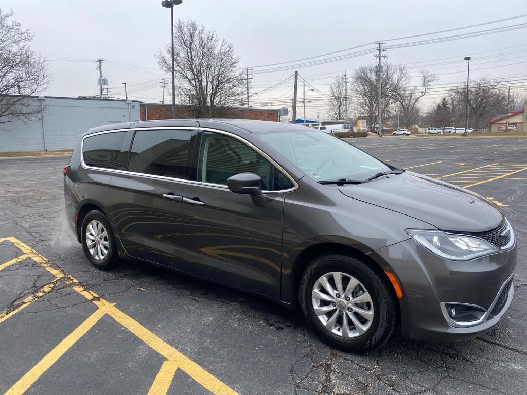 used 2019 Chrysler Pacifica car, priced at $11,995