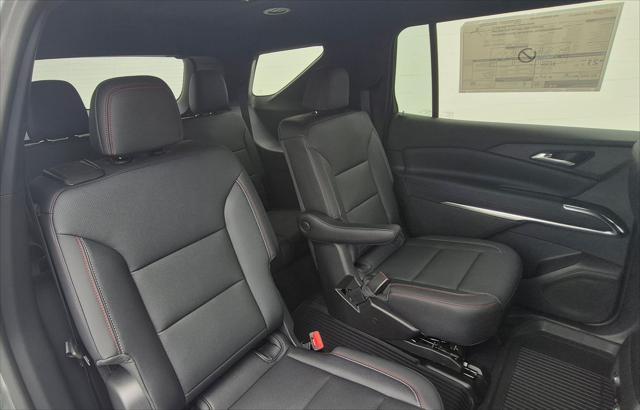 new 2025 Chevrolet Traverse car, priced at $50,495