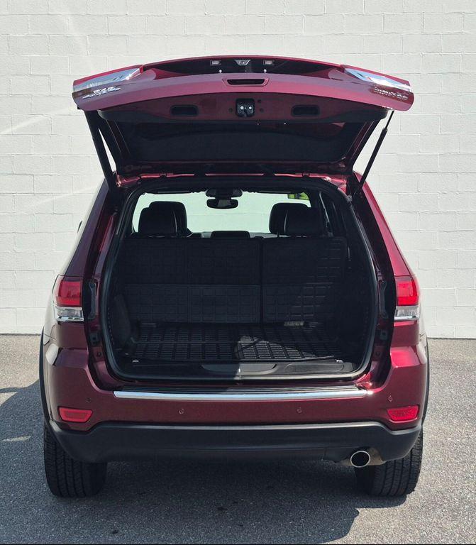 used 2021 Jeep Grand Cherokee car, priced at $24,444