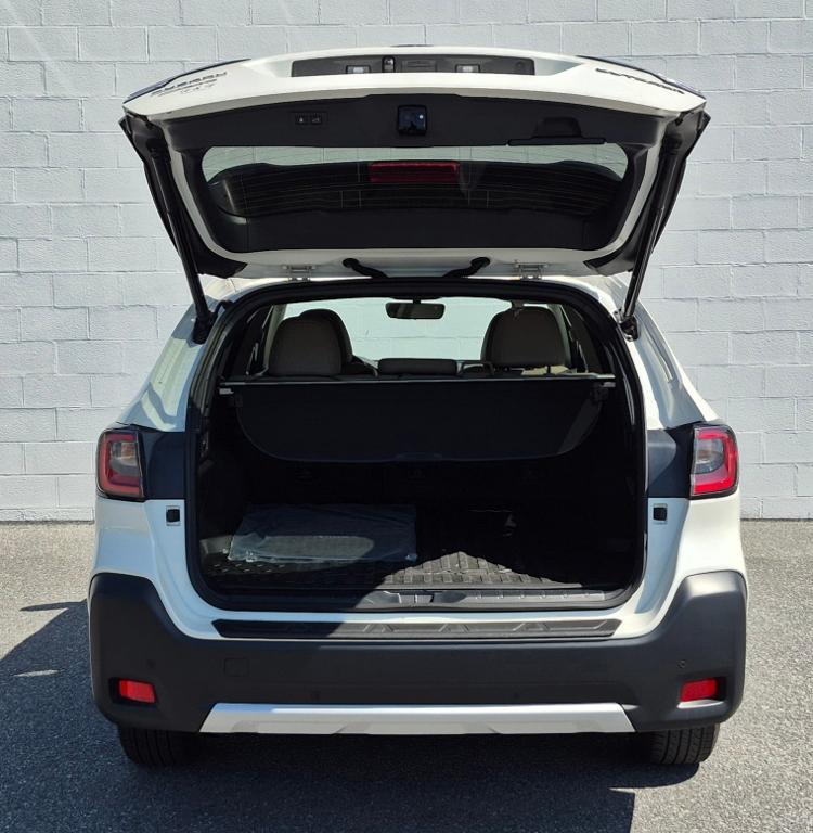 used 2024 Subaru Outback car, priced at $32,500
