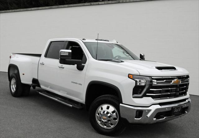 new 2025 Chevrolet Silverado 3500 car, priced at $83,280